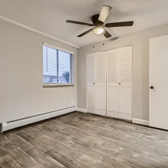 Lost Creek Apartments interior photo 8